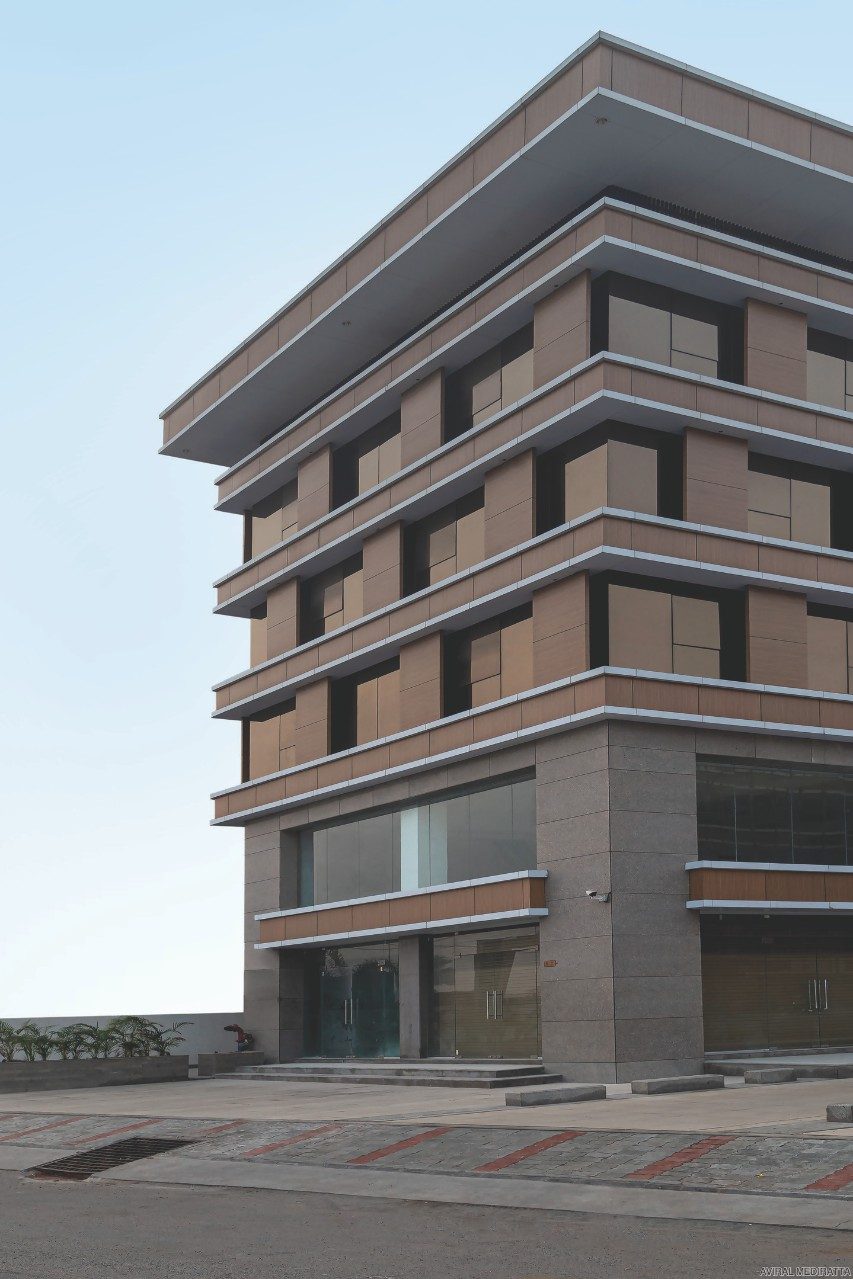 Guardian Glass HD Bronze I Bronze l Guardian HD Colours I Guardian Glass