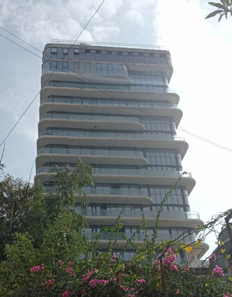 Alhambra – Residence for Jalaj Dani